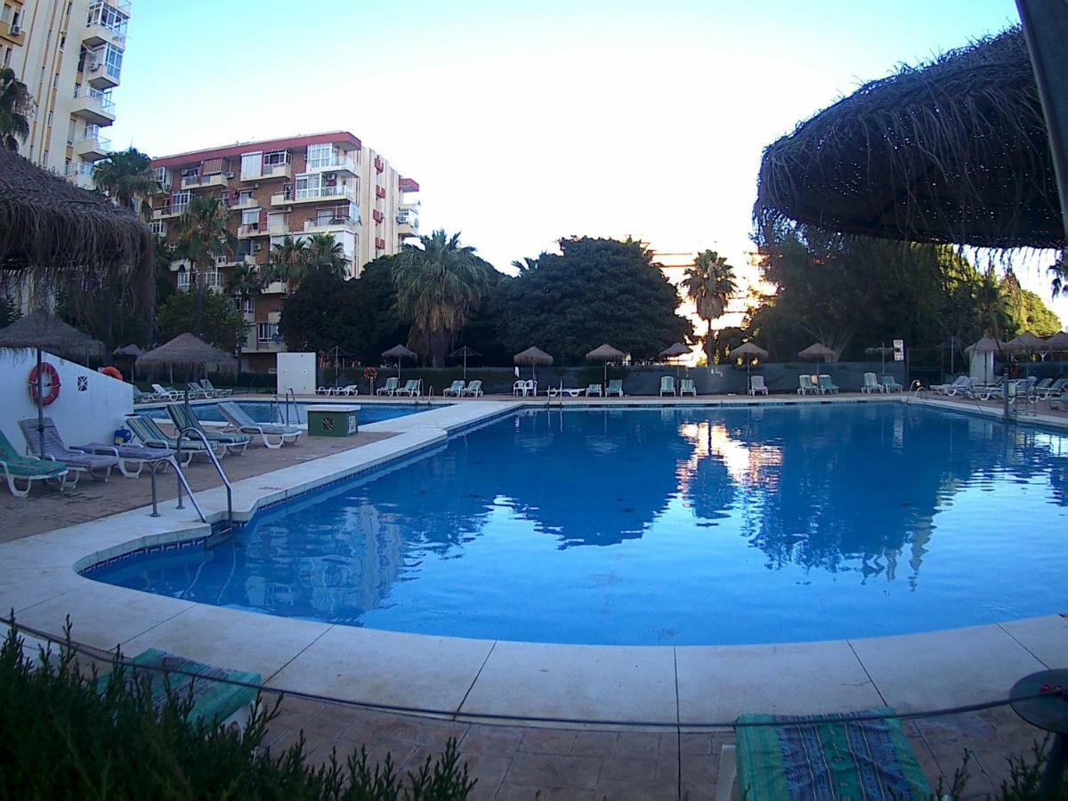 Aguila 110 Apartment Benalmadena Bagian luar foto